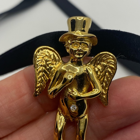 COPY - Vintage Guardian Angel Cherub Velvet Choker Necklace - Picture 7 of 8